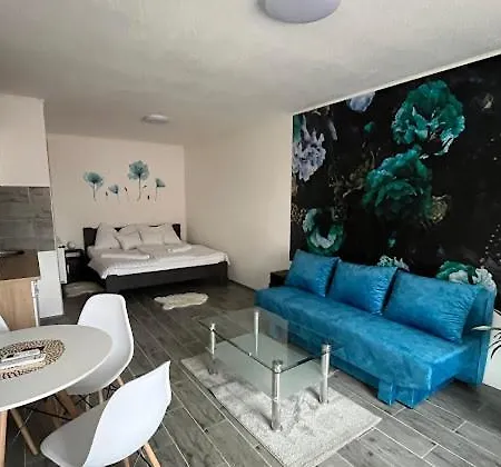 Apartment Haban Lux Apartmanhaz