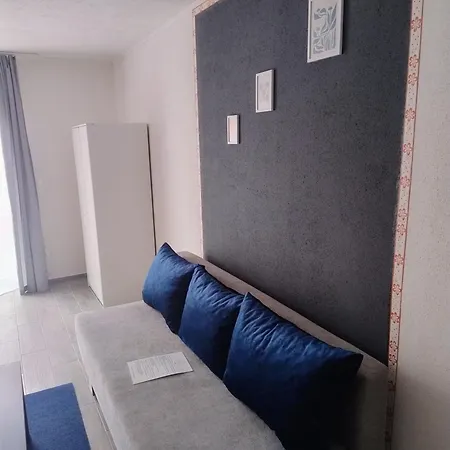 Haban Lux Apartmanhaz *