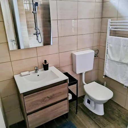 Haban Lux Apartmanhaz Apartment Hévíz